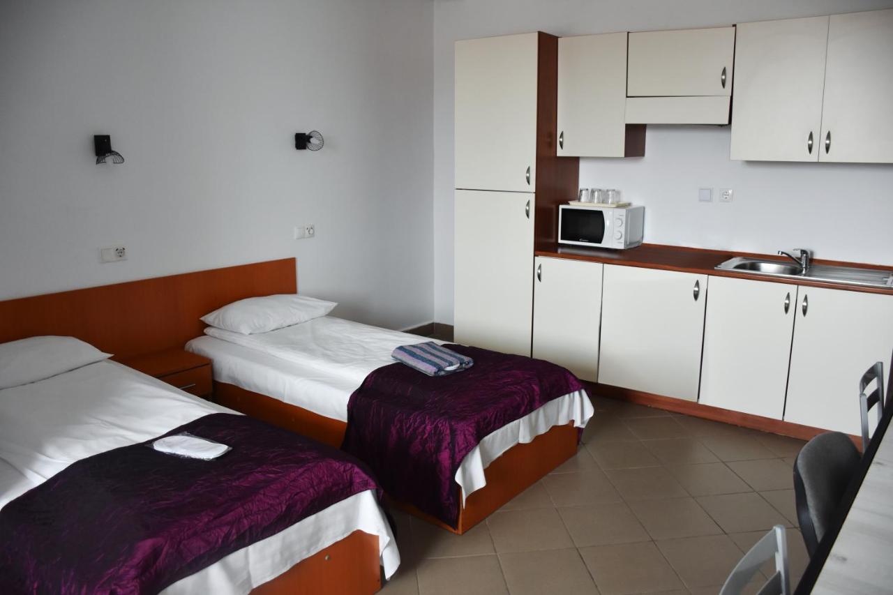 Pension Recidency Oradea Exterior foto